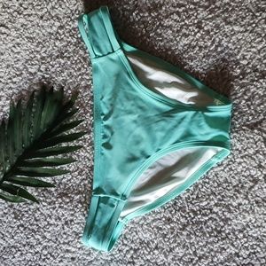 NWOT VS PINK Strappy Bikini Bottom